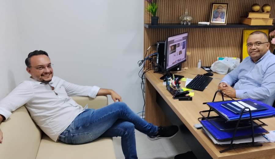 Jelson Bernabé recebe ex-presidente da Câmara e atual Procurador do Município  