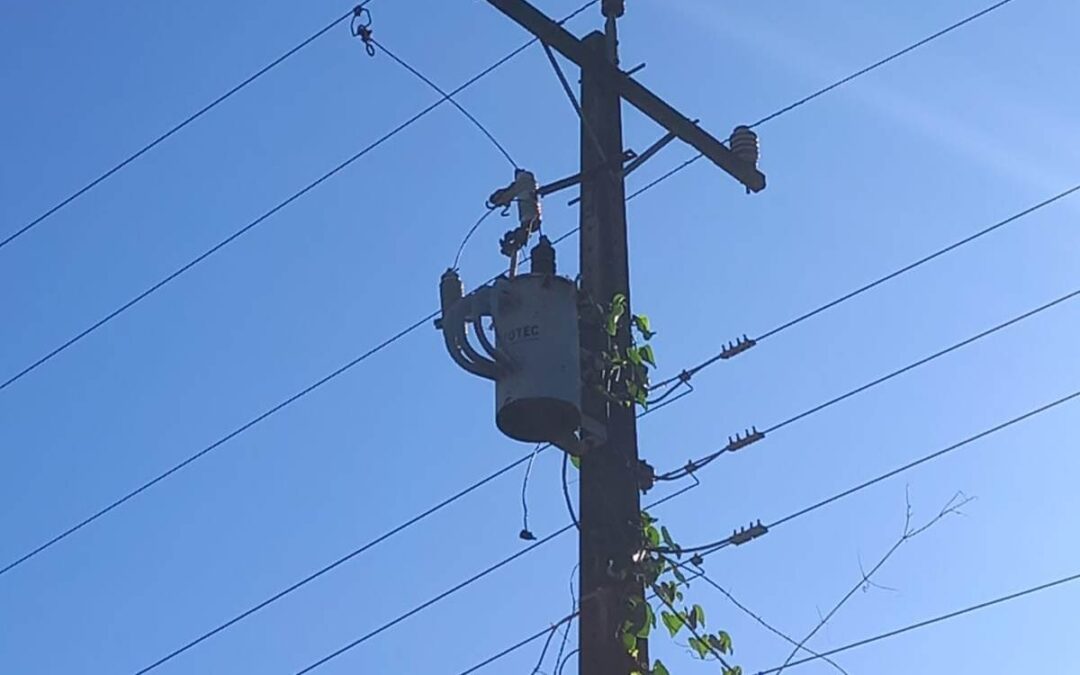 Moradora denuncia falta de energia há mais de 24 horas no Bairro Nossa Senhora de Fátima (Cativi)