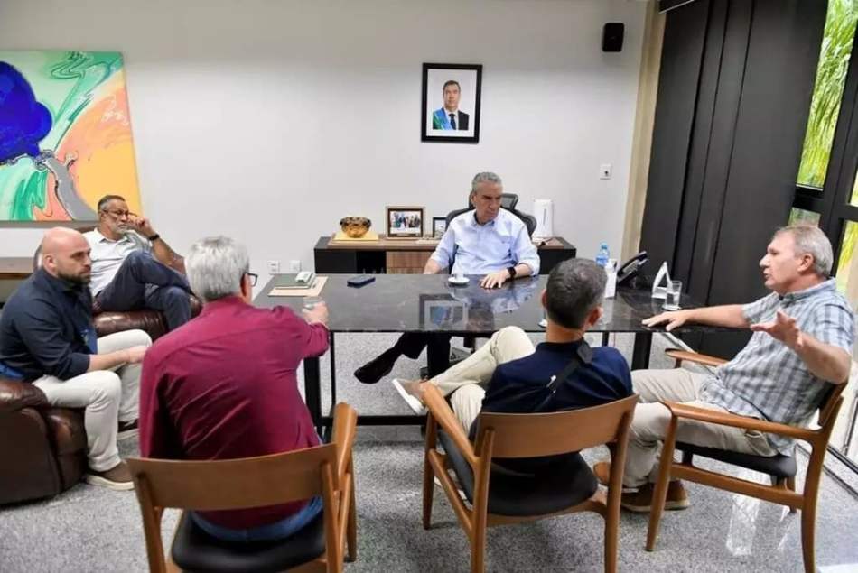 Paulo Corrêa faz reunião para tratar de medidas que organizem o trânsito no Parque dos Poderes durante obras na ALEMS