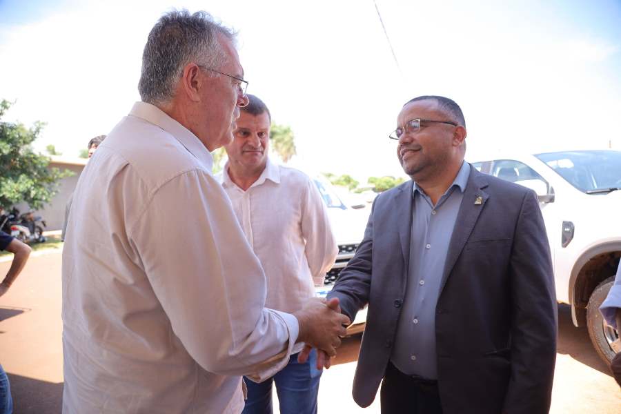 Vereadores prestigiam entrega de investimentos na saúde de Ponta Porã