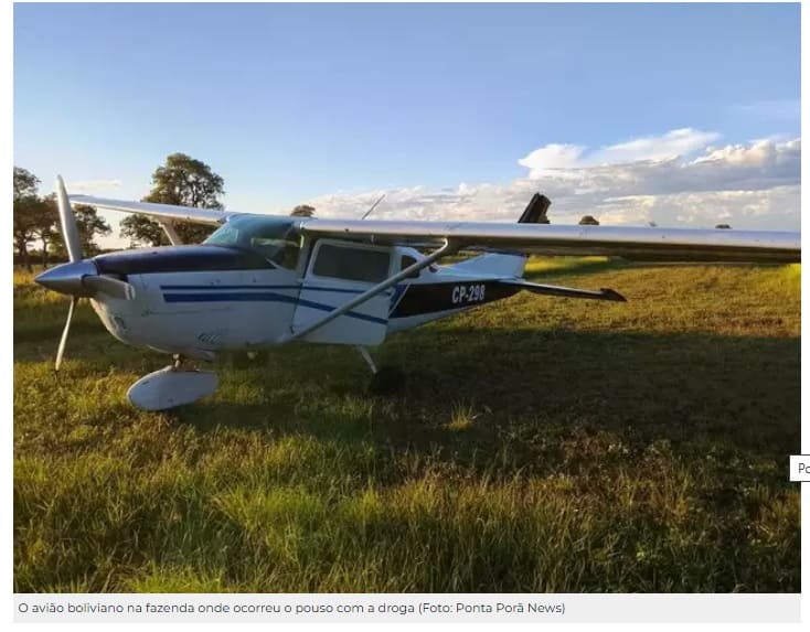Polícia suspeita que piloto de avião com cocaína usou plataforma para fugir