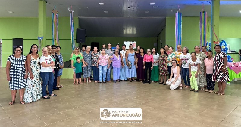 Grupo Conviver celebra o Dia Internacional da Mulher com homenagem às “vovós” de Antônio João