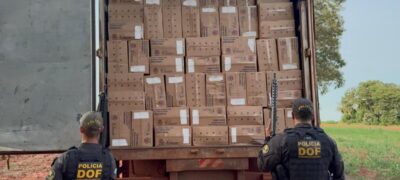 DOF apreende caminhão com 40 mil pacotes de cigarros contrabandeados do Paraguai