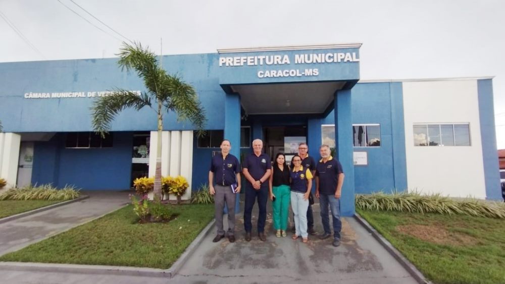 Diretoria do Rotary Club de Bela Vista visita Prefeito de Caracol