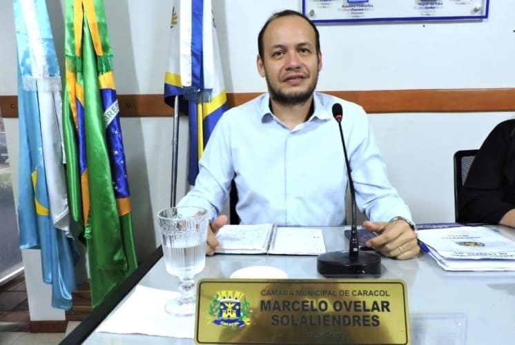 Vereador Marcelo Ovelar solicita melhorias na infraestrutura escolar e iluminação pública em Caracol e Alto Caracol