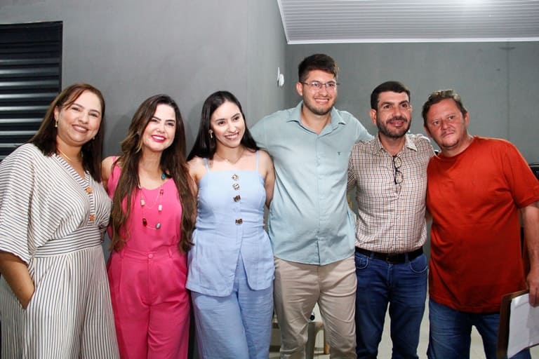 Vereador Vinicius Godoy recebe deputada Mara Caseiro e Jamilson e promove reunião para prestação de contas e levantamento de demandas