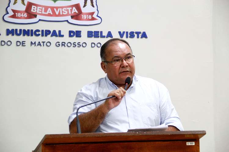 Jeromino Ferreira solicita cascalhamento, limpeza e retirada de entulhos em diversos bairros de Bela Vista