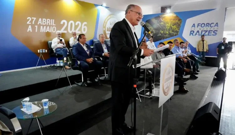 Alckmin anuncia R$ 10 bilhões para modernização de máquinas agrícolas