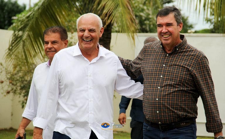 Caracol celebra 61 anos com festa, entregas e lançamentos de obras