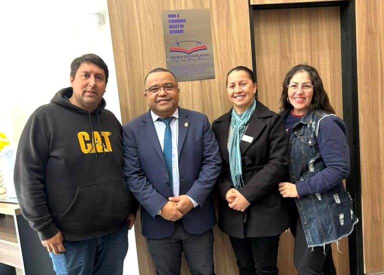 Câmara de Ponta Porã aprova nome de “Professora Iria Miltos Urizar” para a Escola do Legislativo