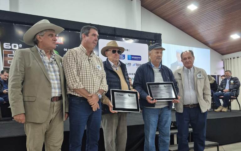 60ª Expoagro rende homenagens e Kito e Walter Carneiro