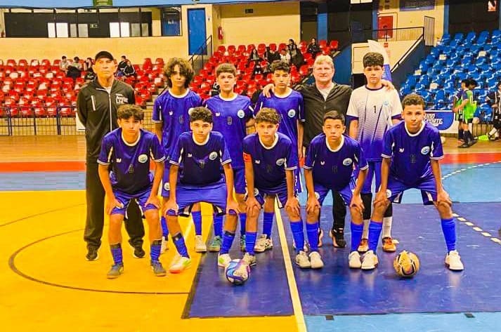 Esporte: Time de futsal da EE Dr. Joaquim Murtinho vence Água Clara no JEMS