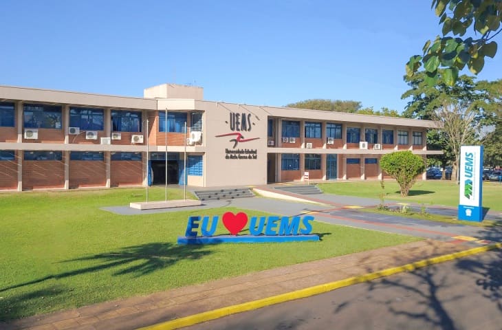 NEL/UEMS abre inscrições para cursos preparatórios de proficiência em Inglês e Espanhol