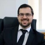 Milei e os ataques à dignidade: Por  André Naves
