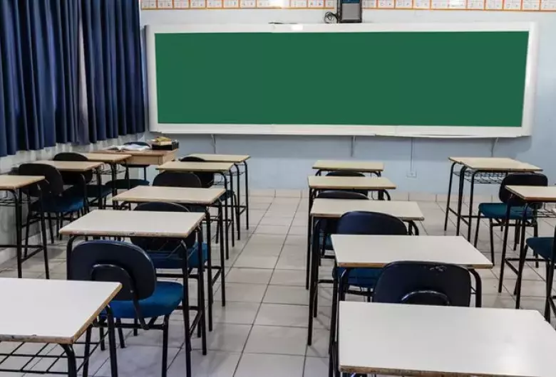 Professor suspeito de abusar de criança em creche já foi preso por abuso contra o filho