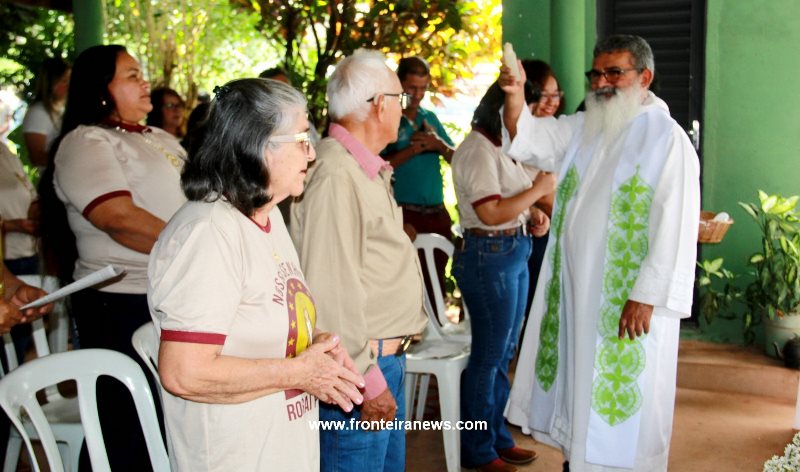 Missa de Nossa Senhora Aparecida na Chácara do Chiquitinho, no Cativi, demonstração de Fé e tradição