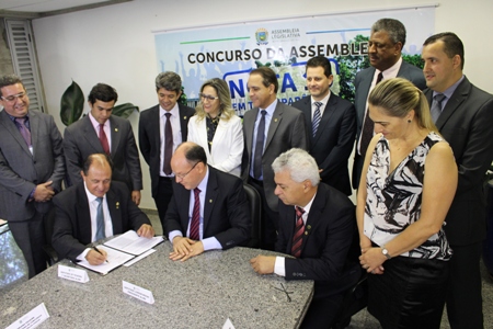 Zé Teixeira destaca transparência do 1º concurso publico da ALMS