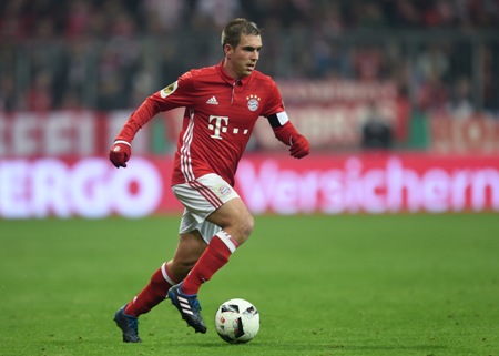 Guardiola afirma que Lahm é um dos melhores jogadores que ele já treinou