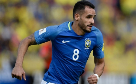 Renato Augusto acusa irmã de Léo Moura de estelionato e furto