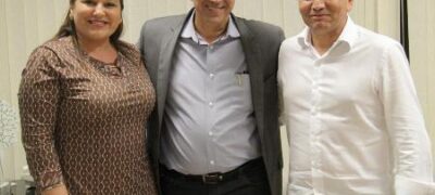 Márcia Marques mantém audiência com o governador Reinaldo Azambuja
