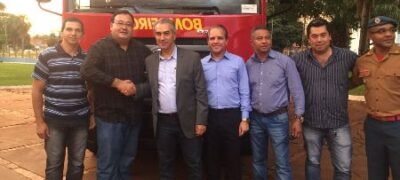 Prefeito Dr. Bandeira viabiliza novo caminhão para o Corpo de Bombeiros