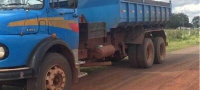 Em Bela Vista, motorista morre ao tentar engatar marcha embaixo de caminhão