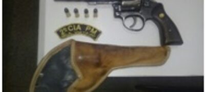 Homem e detido portando arma de fogo