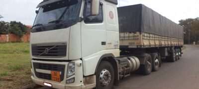PMA autua empresa em R$ 14,5 mil e apreende carreta transportando ilegalmente produtos perigosos