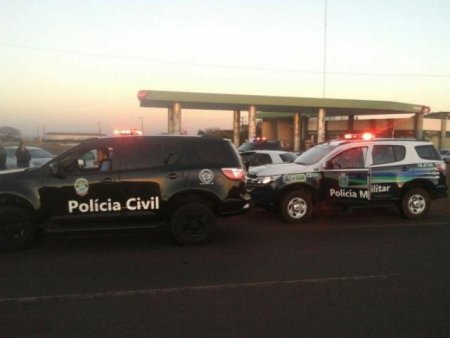 Três são executados a poucos metros da fronteira com Paraguai