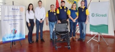 Bela Vista: Banco Sicredi faz doação de Cadeira de Rodas para Rotary Club