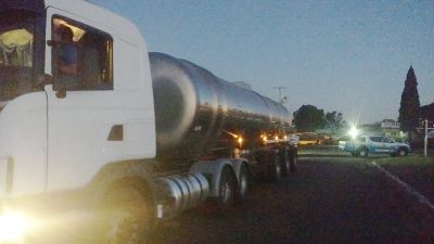 PMA apreende carreta com 38 mil litros de diesel transportados ilegalmente