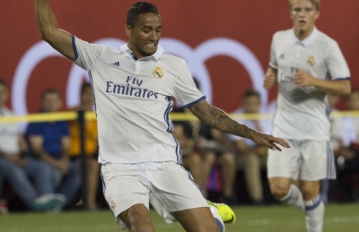 Real Madrid e Juventus fecham acordo por Danilo, de acordo com jornal