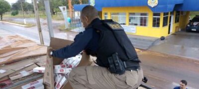 PRF prende motorista com carga de cigarro em Bela Vista