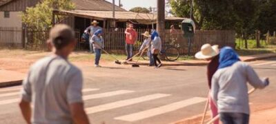 Antônio João Equipe da Secretaria de Obras realiza mutirão na Vila Nova