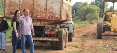 Vereadora Fabrizia é atendida com melhorias na Vila Azuaga