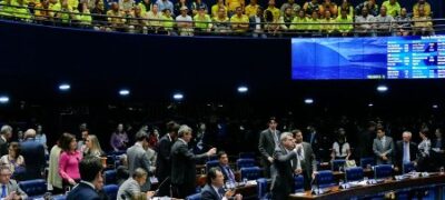 Agentes de trânsito podem trabalhar armados, decide Senado