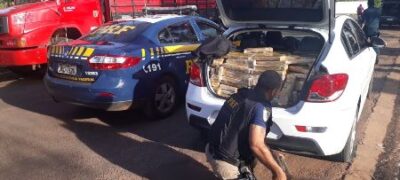 Após 40 km de fuga, PRF apreende mais de meia tonelada de maconha em Guia Lopes