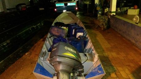 PMA prende dois traficantes de Coxim no rio Taquari depois de fuga da PRE em Corumbá abandonando carro com 98 kg de pasta base e 4 kg cocaína pura