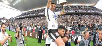 Arana admite contrato assinado; Corinthians quer manter 10% do atleta