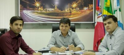 Antônio João: Governo Municipal paga 13º e antecipa salários de dezembro