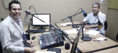 Emissora de rádio entrevista o presidente eleito da Câmara de Vereadores