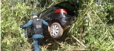 Carro tomba próximo ao Calcário Oro Ytê
