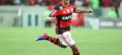 Trauco defende Guerrero e espera melhorar no Fla em 2018