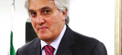 MPF denuncia Delcídio e mais dez por compra de Pasadena