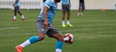Com Corinthians interessado, Flu espera manter Henrique Dourado