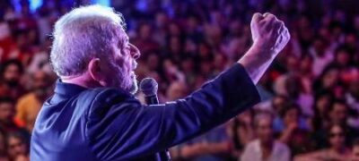 Lula vai a Porto Alegre um dia antes de julgamento no TRF4