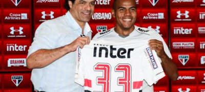 Régis pede tempo para se adaptar e mira estreia na Copa do Brasil