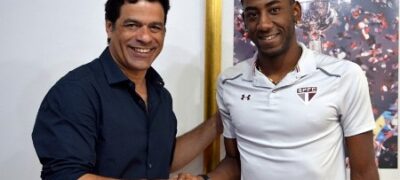 Carneiro assina contrato de três anos e é oficializado pelo São Paulo