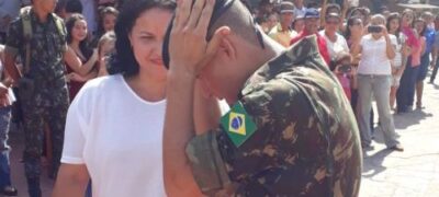 Novos soldados do 10º Rc – Mec recebem a Boina Preta