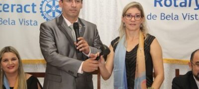 Cátia Regina Santana Vargas toma posse como presidente do Rotary Club Bela vista